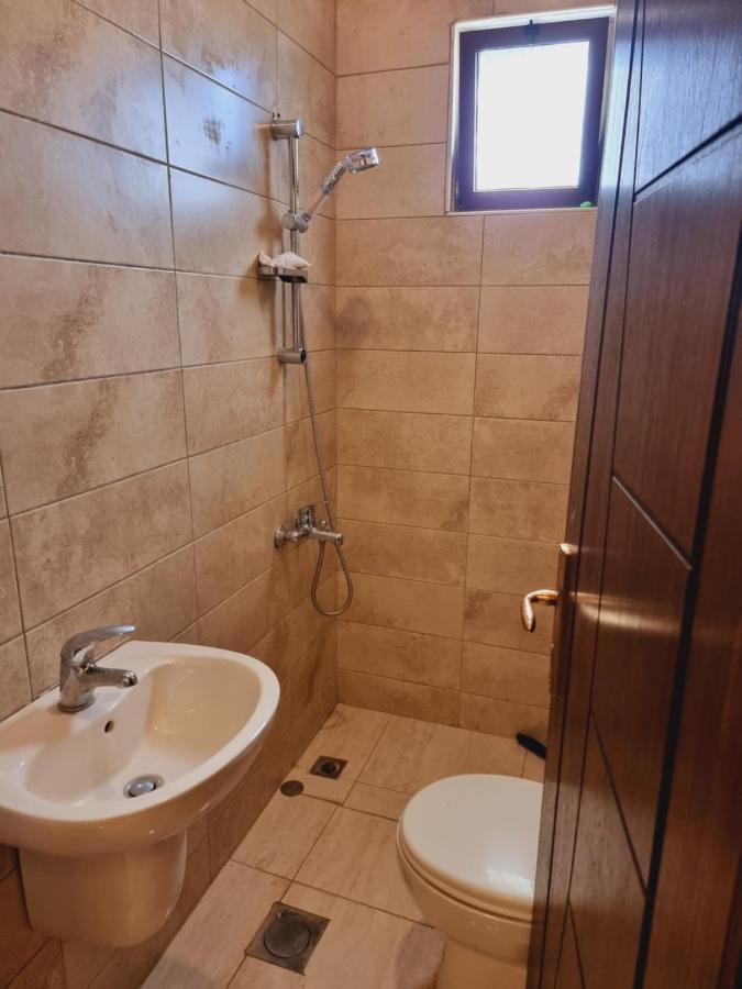 Karam Hotel Madaba Exterior foto