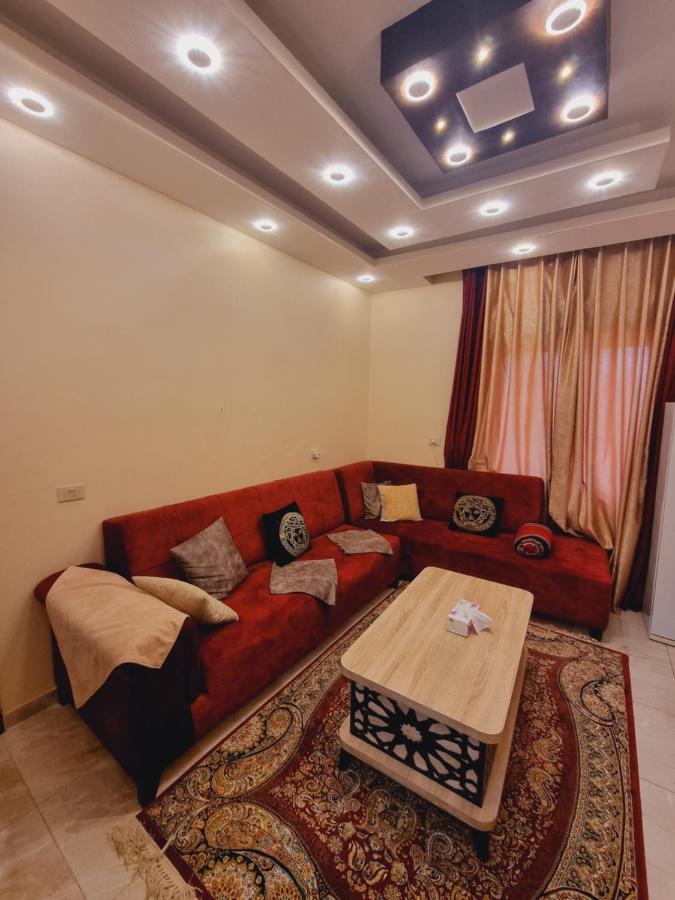 Karam Hotel Madaba Exterior foto